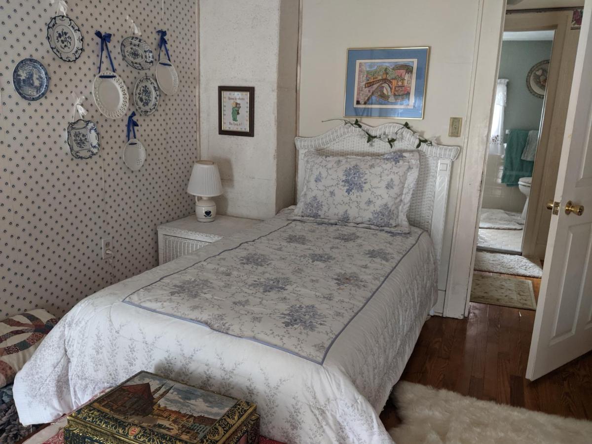 Baylies Home Tully 外观 照片